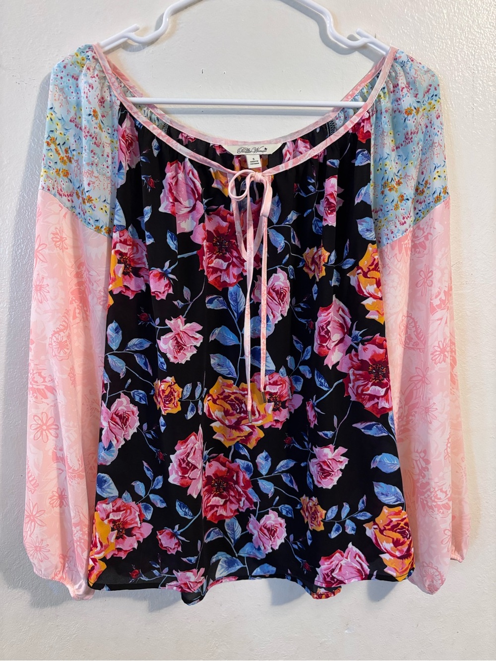 The Pioneer Woman Black Floral Peasant Blouse with Pink Sleeves